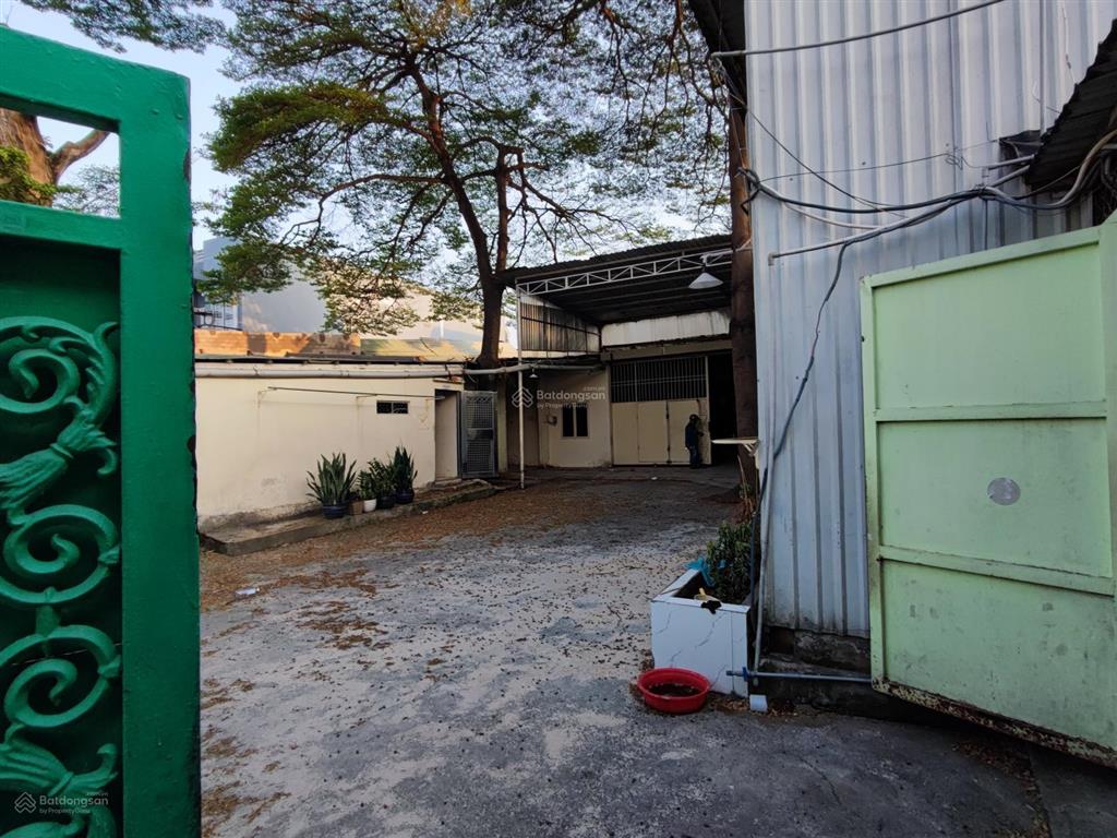 Bán nhà xưởng ở hóc môn dt 1.192 m2