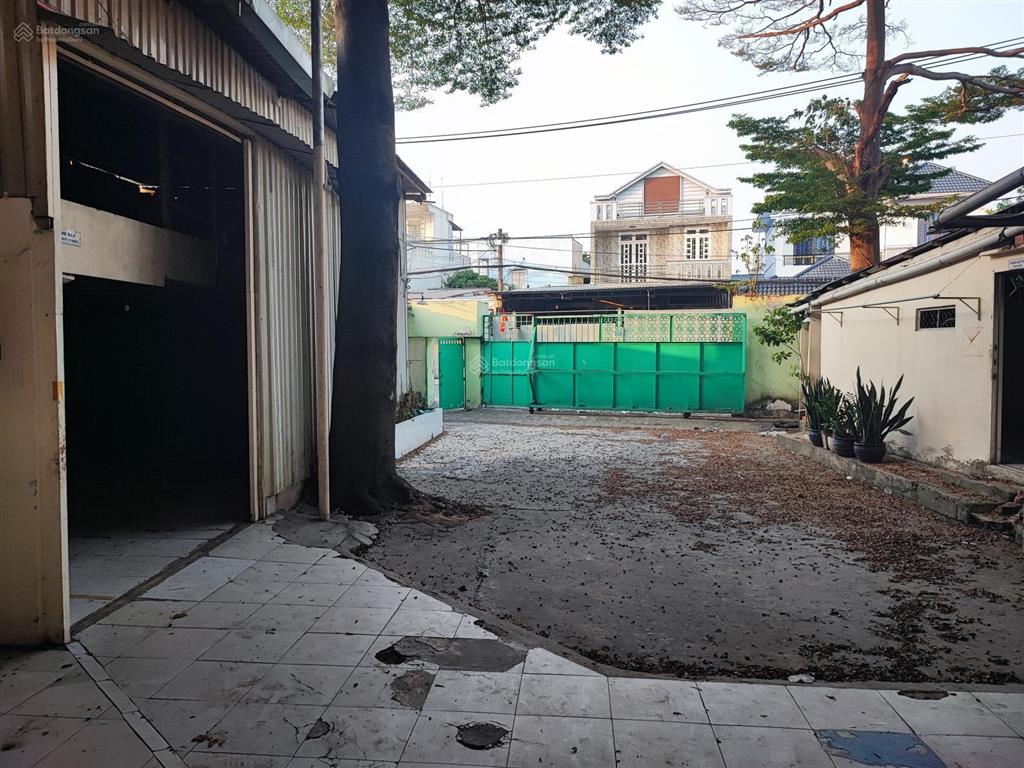 Bán nhà xưởng ở hóc môn dt 1.192 m2