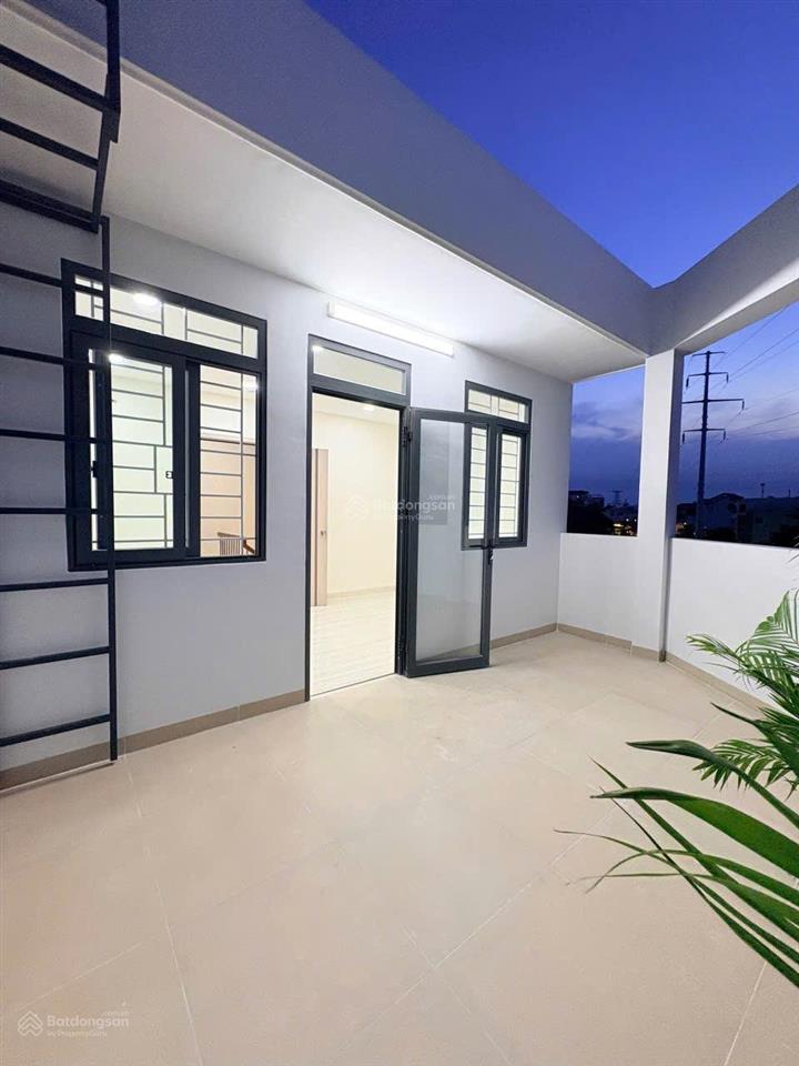 7.5 tỷ! khu vip tân sơn nhì  ngang 6x16m  85m2  2 tầng  ngay chị cục thuế tân phú  giá sốc