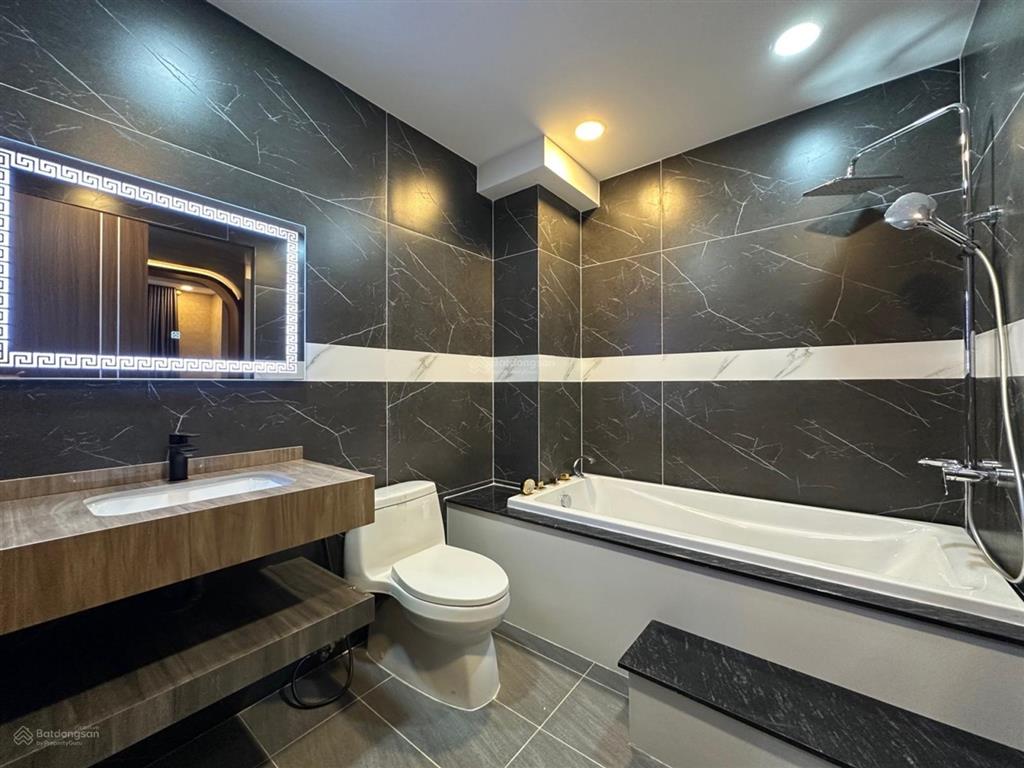 9,5 tỷ! hẻm nhựa 8m thông tân hương  ngay độc lập  4 tầng  4x16m  nhà đẹp  tiện ở