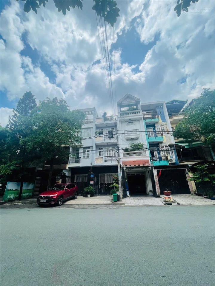 Khu vip 368 tân sơn nhì  ngang 8x22m  4 tầng  dòng tiền 50 triệu/tháng  chỉ 120 triệu/m2