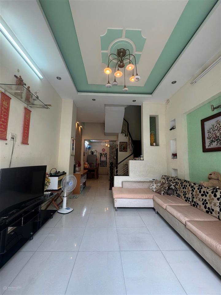Bán gấp nhà tân sơn nhì  ngay nguyễn cửu đàm  dt 4x16m  3 tầng  chỉ 8.1 tỷ  giá tốt khu vực