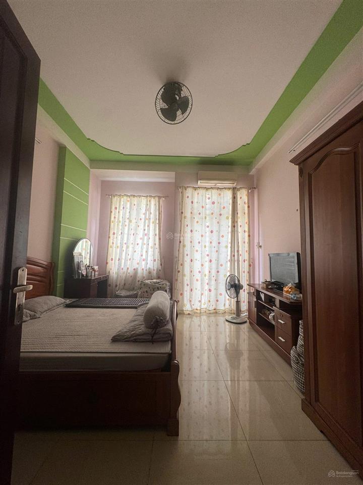 Bán gấp nhà tân sơn nhì  ngay nguyễn cửu đàm  dt 4x16m  3 tầng  chỉ 8.1 tỷ  giá tốt khu vực