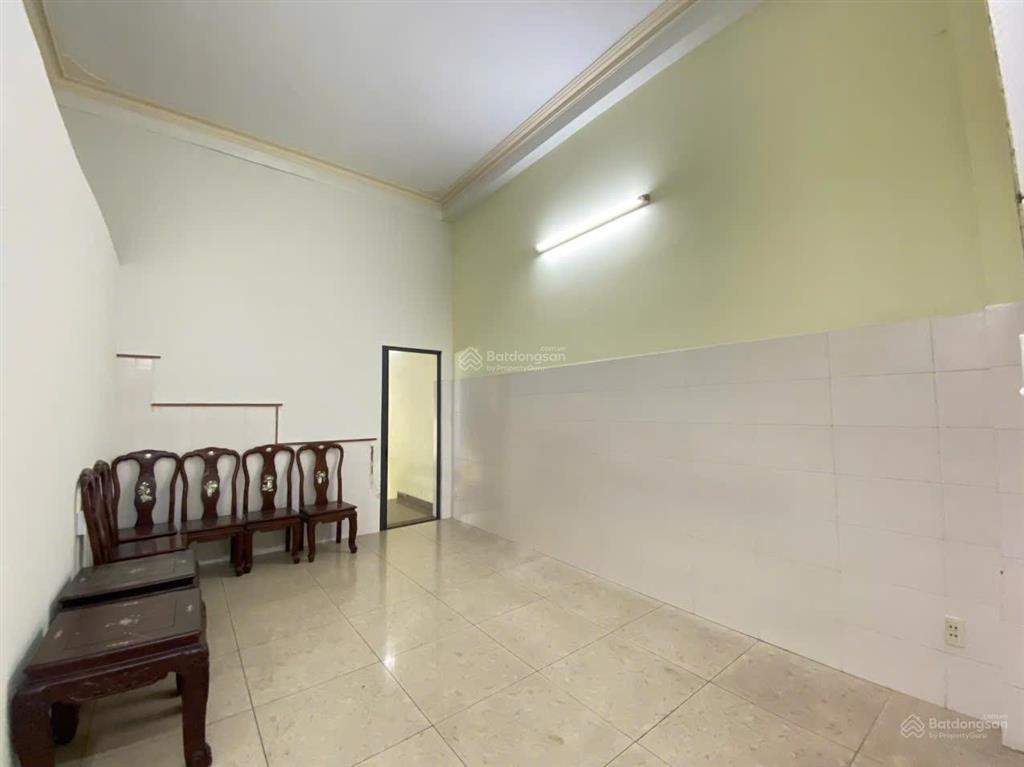Cho thuê gấp khu vip k300  ngay nguyễn minh hoàng  4 lầu  4x25m  nhà mới  tiện làm văn phòng