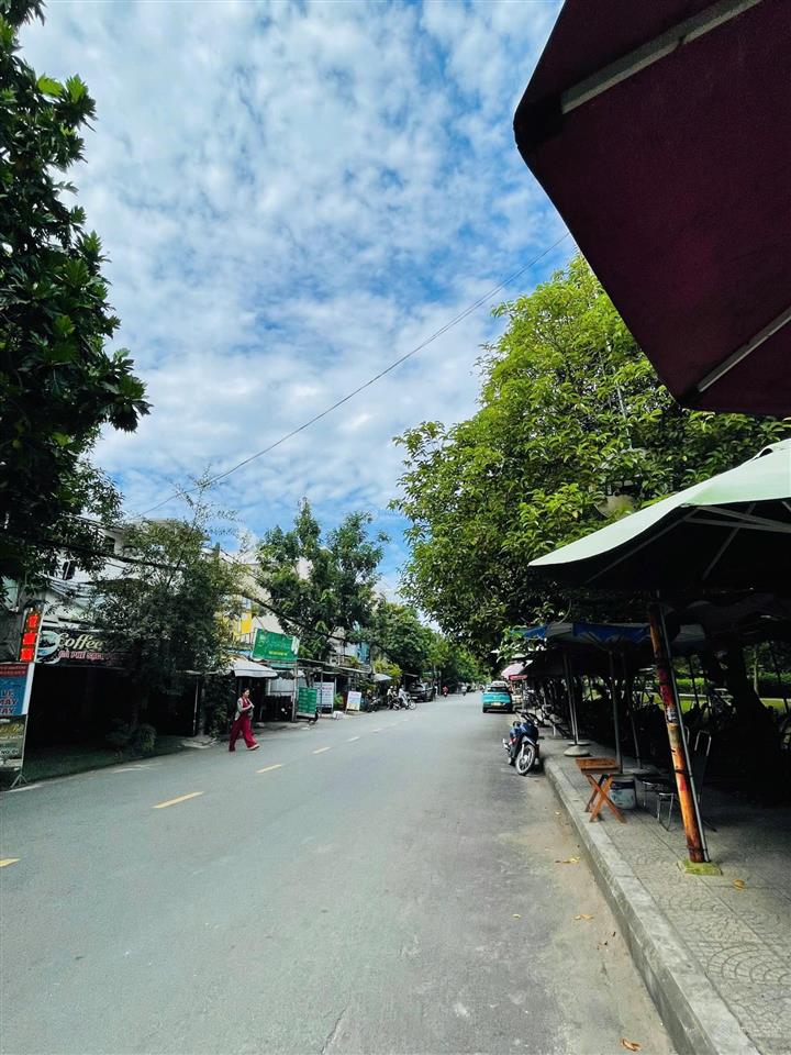 Mặt tiền kinh doanh ngay lê trọng tấn  4 tầng  4x25m  100m2  hđt 35 triệu/tháng