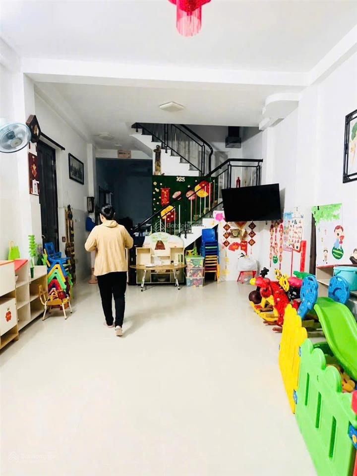 Bán nhà góc 2mtnb gò dầu  4 tầng  4,5x17m  công nhận đủ  đối diện công viên  khu vip  11 tỷ