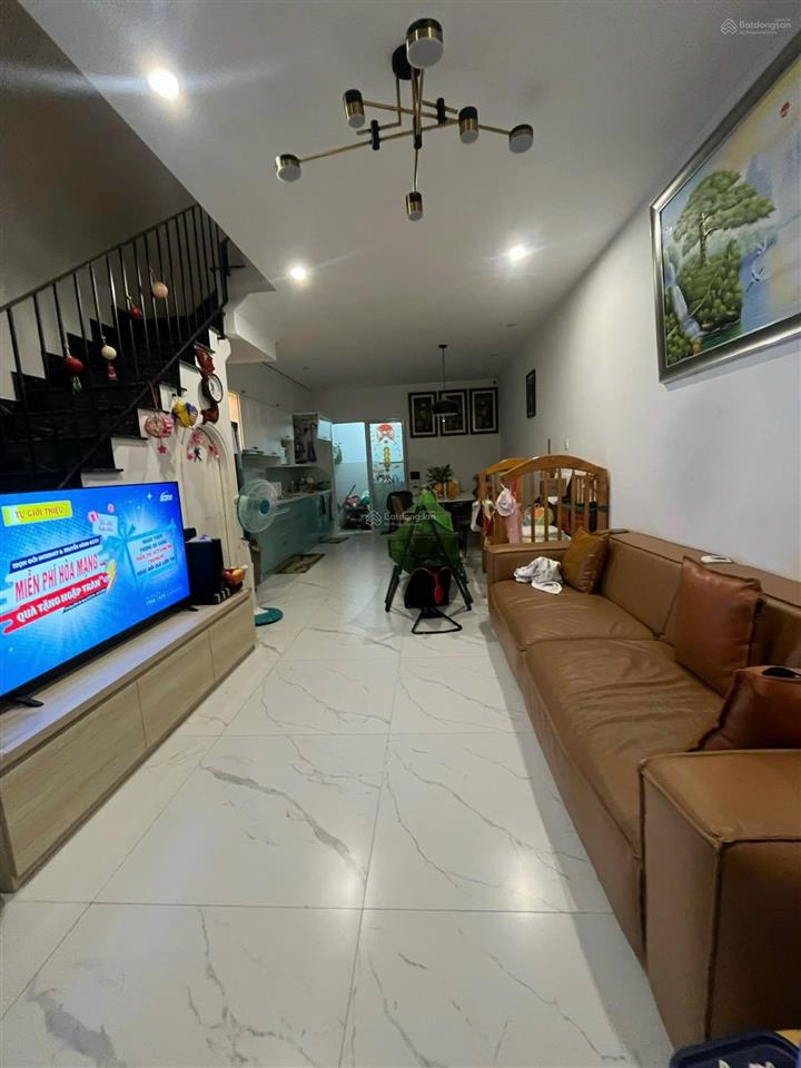 Khu vip hiếm nhà bán nguyễn thế truyện, p. tân sơn nhì, dt 4.5 x 15m, 4 lầu, chỉ 9 tỷ