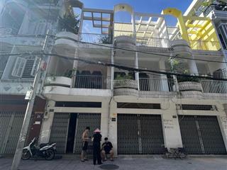 Cho thuê nhà ngay trương công định, bàu cát  4 tầng  5 phòng ngủ  18 triệu / tháng