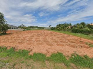 Bán 8678m2 có 900 thổ cư  gần nhà điều hành sân bay