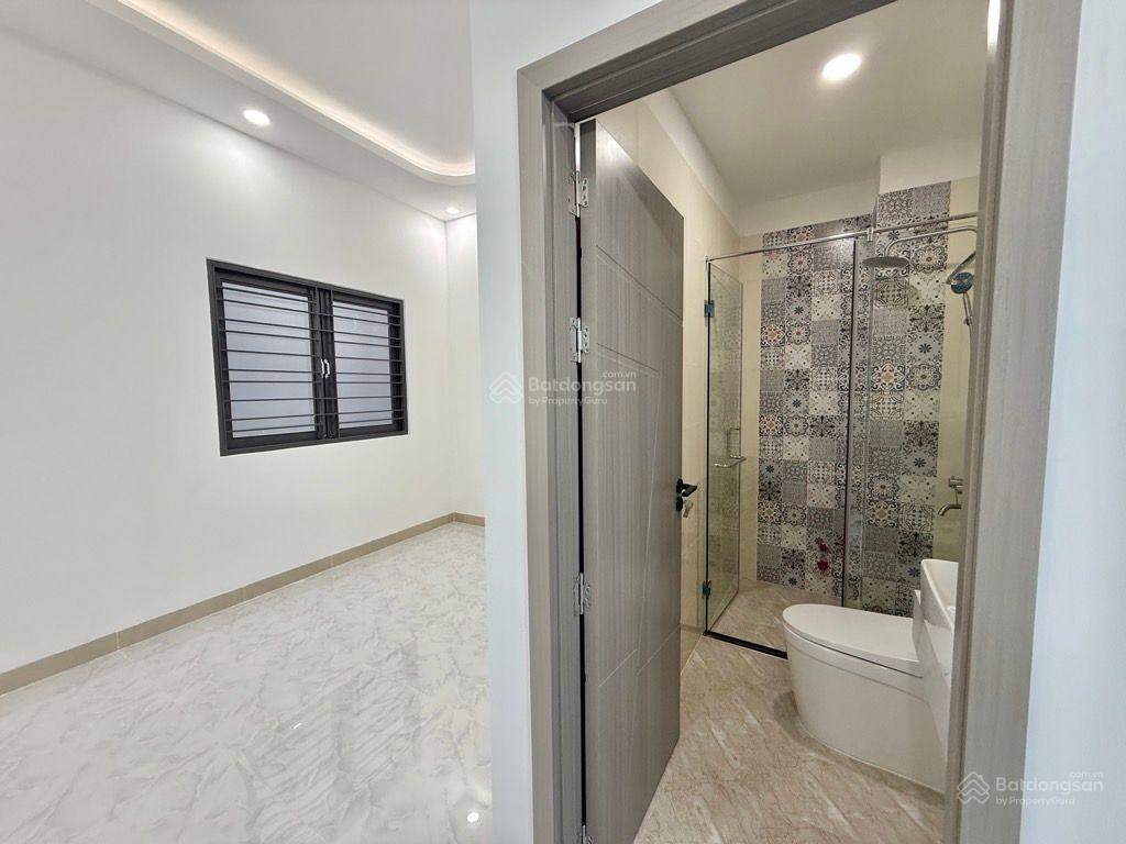 Nhà mới cạnh phạm văn đồng kế gigamall 77m2 đúng 6.8tỷ. có thể lên 4 tầng