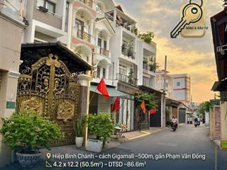 Nhà mới cạnh phạm văn đồng kế gigamall 77m2 đúng 6.8tỷ. có thể lên 4 tầng