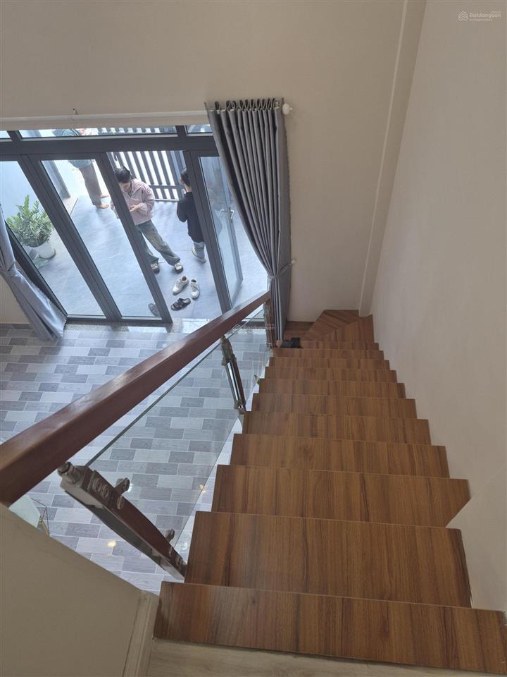 Hơn 5 tỷ nhà ngay phạm văn đồng, vị trí khó tìm 60m 2 tầng ngang 4.8m nở hậu