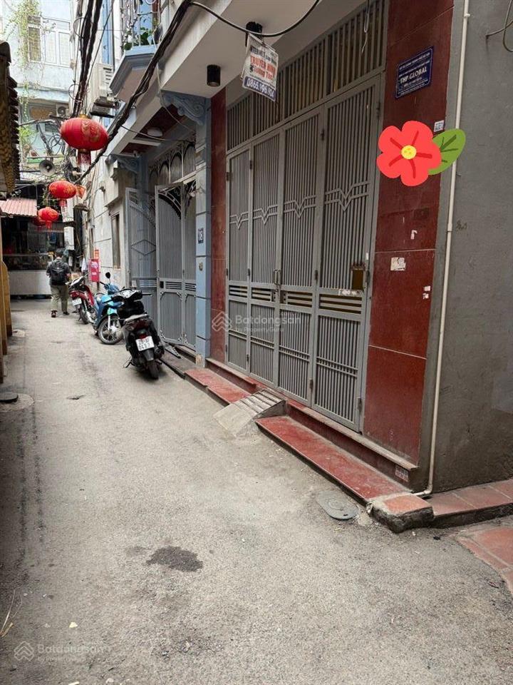 Ngõ thông tứ tung mà kinh doanh được giá 10 tỷ thì đúng là không có căn thứ 2. trần quốc vượng