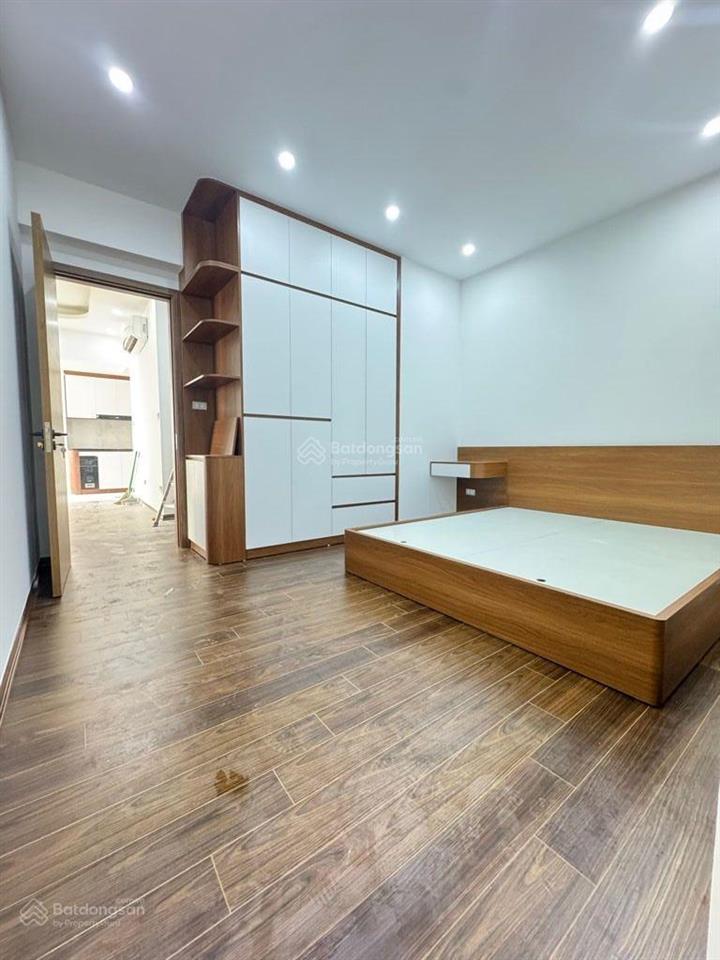 Bán cc đẹp xuất sắc 89m2, 2pn, 2wc, tầng trung tại cầu giấy, giá 9.4 tỷ, ngay sát cv cg