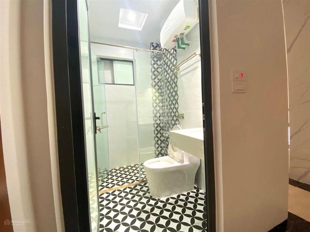Bán nhà xây mới kính koong trần quốc vượng  7 tầng thang máy  nhà đẹp  ngõ nông rộng