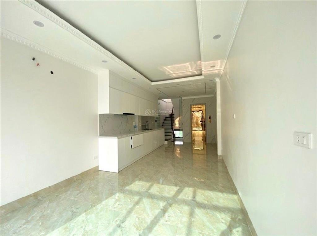 Bán nhà xây mới kính koong trần quốc vượng  7 tầng thang máy  nhà đẹp  ngõ nông rộng