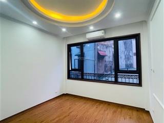 Bán nhà đẹp cầu giấy  ngõ thông  2 thoáng  gần ô tô  45m  5 tầng  13 tỷ (còn thương lượng)
