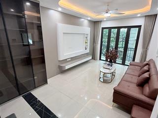 Siêu phẩm thang máy  lô góc  kinh doanh  nhà mới  ô tô  full nội thất  chỉ 10,9 tỷ  40m
