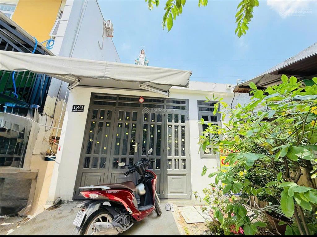 Bán nhà gần mt ql1a, ngay sát metro q12, giá 2 tỷ 7