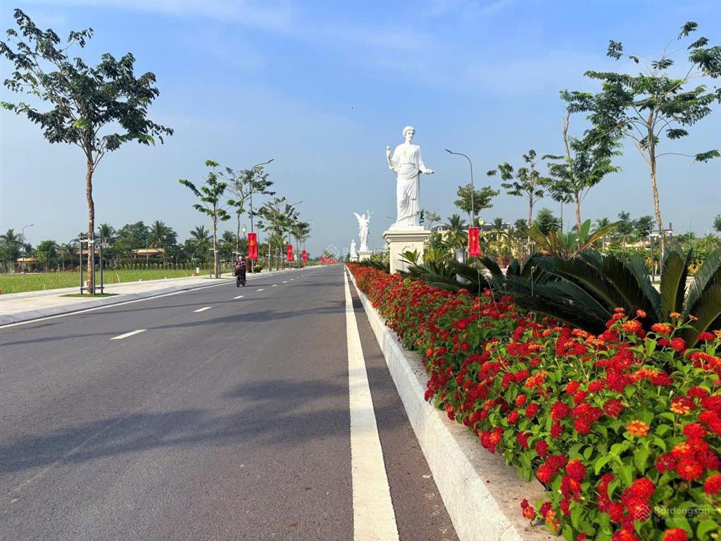 Bán đất nền dự án agora city, 1,98 tỷ, 108m2, đẹp, nhiều tiện ícch tại đường 818, thị trấn thủ thừa