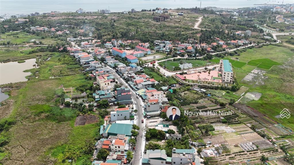 Bán 802m2 đất mặt đường khu 3 tuần châu, sổ đỏ full xây dựng, trung tâm phường