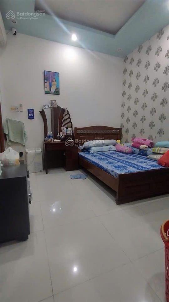Thị trấn nhà bè  bán nhà 2 tầng sân vườn diện tích khủng 127m2  giá 5,75 tỷ (giá hạt dẻ)