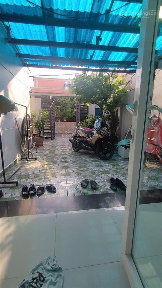 Thị trấn nhà bè  bán nhà 2 tầng sân vườn diện tích khủng 127m2  giá 5,75 tỷ (giá hạt dẻ)