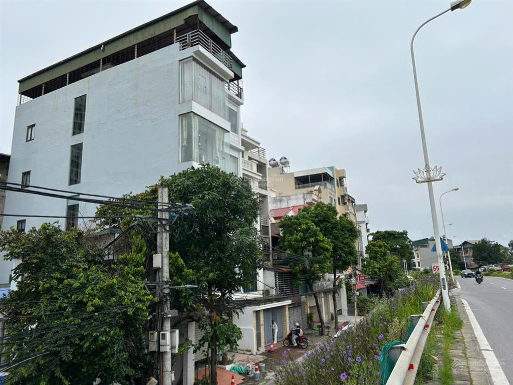 Bán gấp trong tuần nhà mặt phố an dương vương  tây hồ, dt 124m2, vị trí cực đẹp, giá nhỉnh 20 tỷ