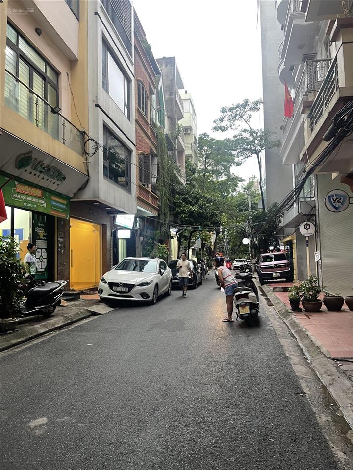 Giảm 1.2 tỷ, 19 tỷ nguyễn chí thanh  45m²  5 tầng  phân lô vỉa hè  ô tô tránh  thông thoáng