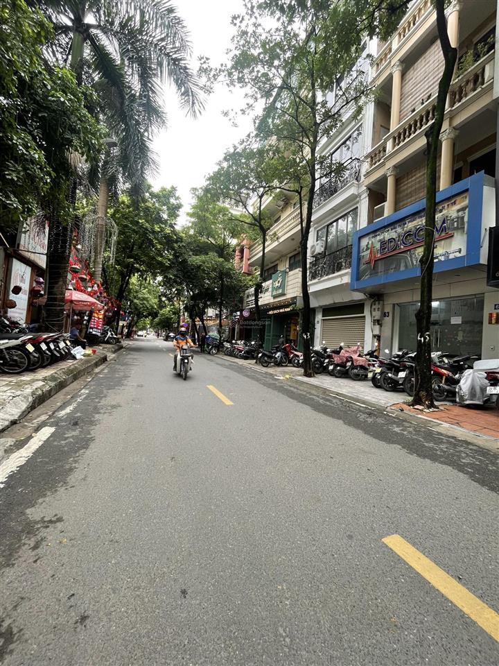 Giảm 1.2 tỷ, 19 tỷ nguyễn chí thanh  45m²  5 tầng  phân lô vỉa hè  ô tô tránh  thông thoáng