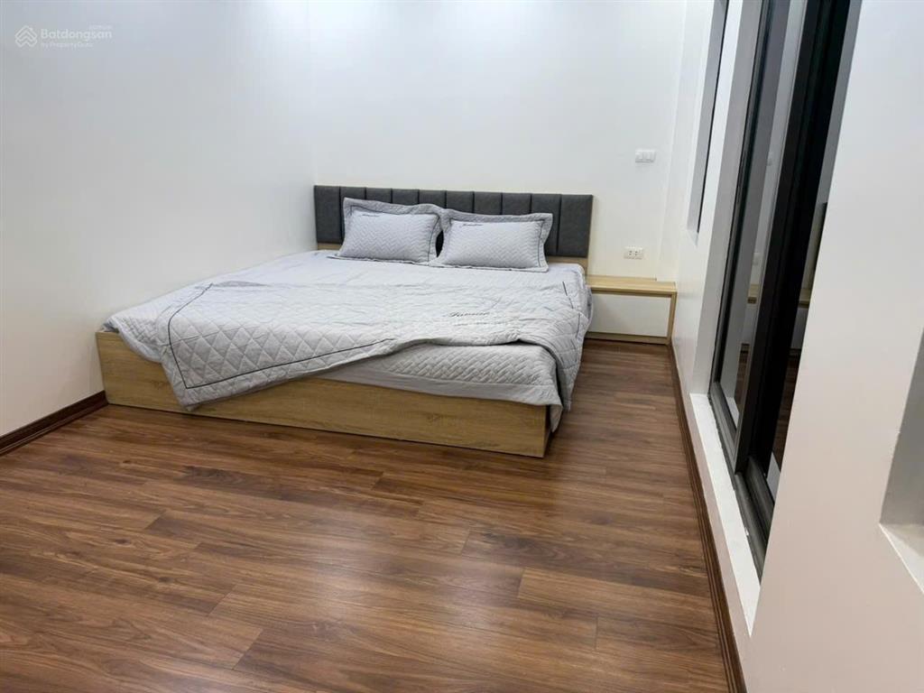 Siêu phẩm thang máy trương định diện tích 35m2 5 tầng 8 tỷ
