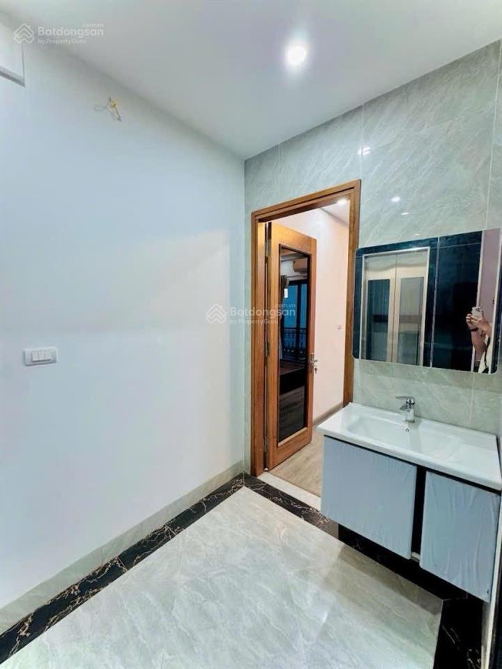 Minh khai diện tích 33m² 6 tầng giá 8 tỷ