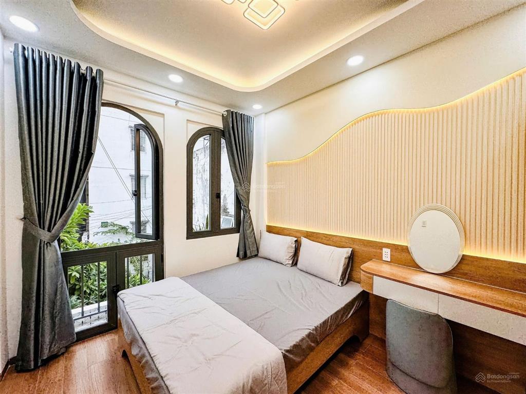 Chủ cần thanh khoản, cần tiền gấp  trại cá 40m² 5 tầng giá 8.1 tỷ