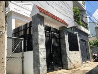 Cho thuê nhà góc 2 mặt tiền  hẻm xe hơi bùi quang là