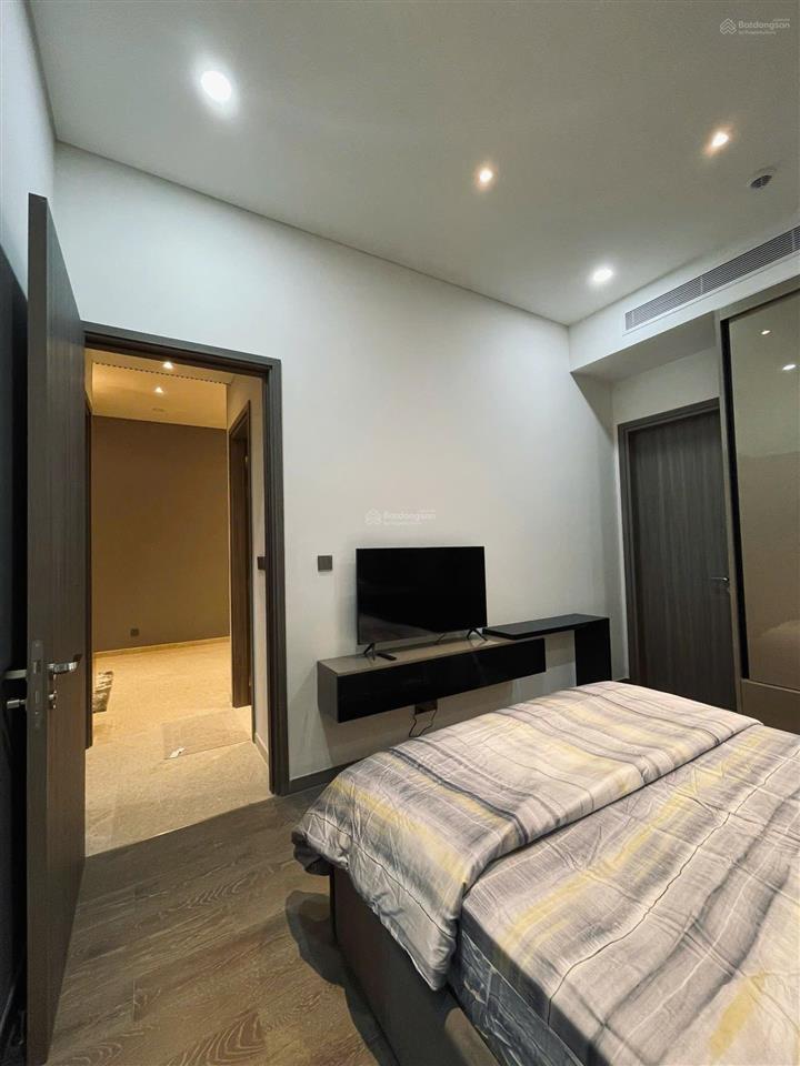 Cho thuê cc 2pn, 2wc, 79m2 tại kingdom 101, giá cực chất 18 triệu vnd