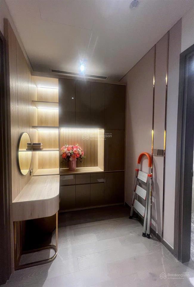 Cho thuê cc 2pn, 2wc, 79m2 tại kingdom 101, giá cực chất 18 triệu vnd