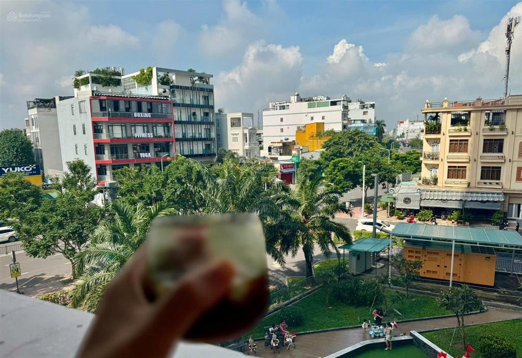 Bán căn hộ cao cấp phường bình phú 2pn the western capital tại 116 lý chiêu hoàng, q6, hcm.