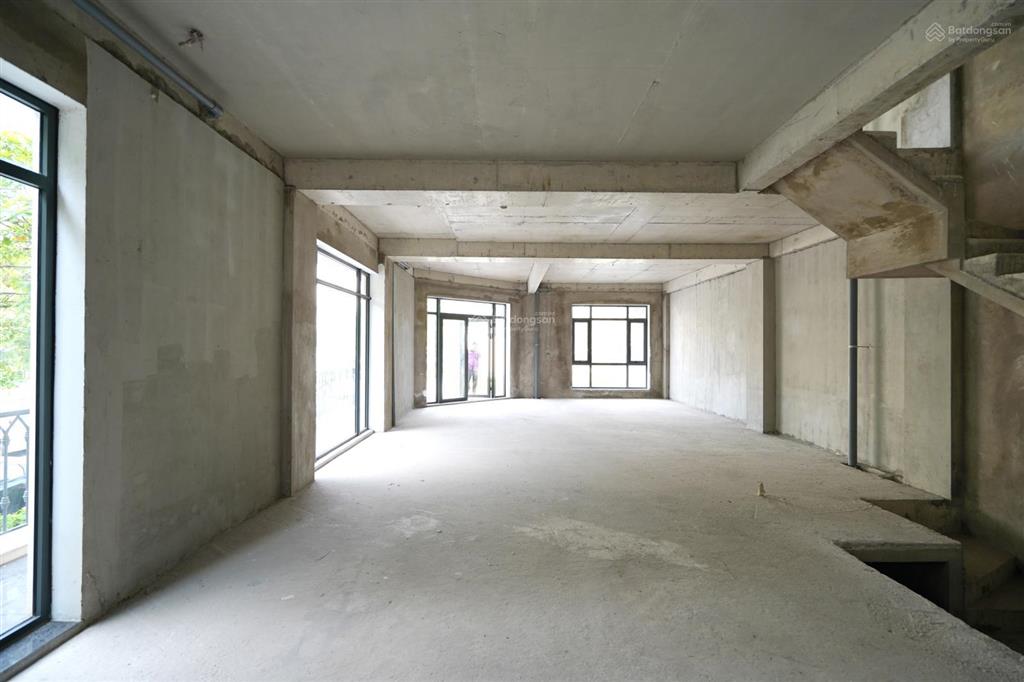 Góc 2 mặt tiền bán căn góc thô vạn phúc 1 trực diện hồ bơi, công viên sát bệnh viện quốc tế