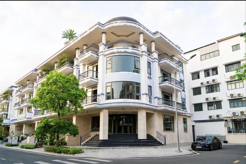 Bán căn góc 20 đường 40 kđt vạn phúc city  đối diện hồ bơi & công viên, vị trí đắt giá