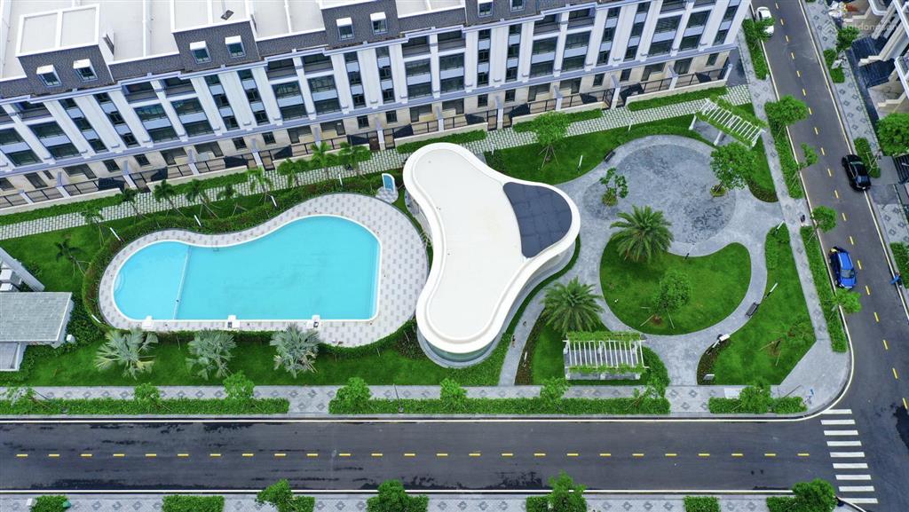 Bán căn góc 20 đường 40 kđt vạn phúc city  đối diện hồ bơi & công viên, vị trí đắt giá