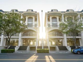 Bán shophouse mặt tiền 9m số 119 đường 18, vạn phúc city, 198m2 đường 18 view kênh, sổ hồng