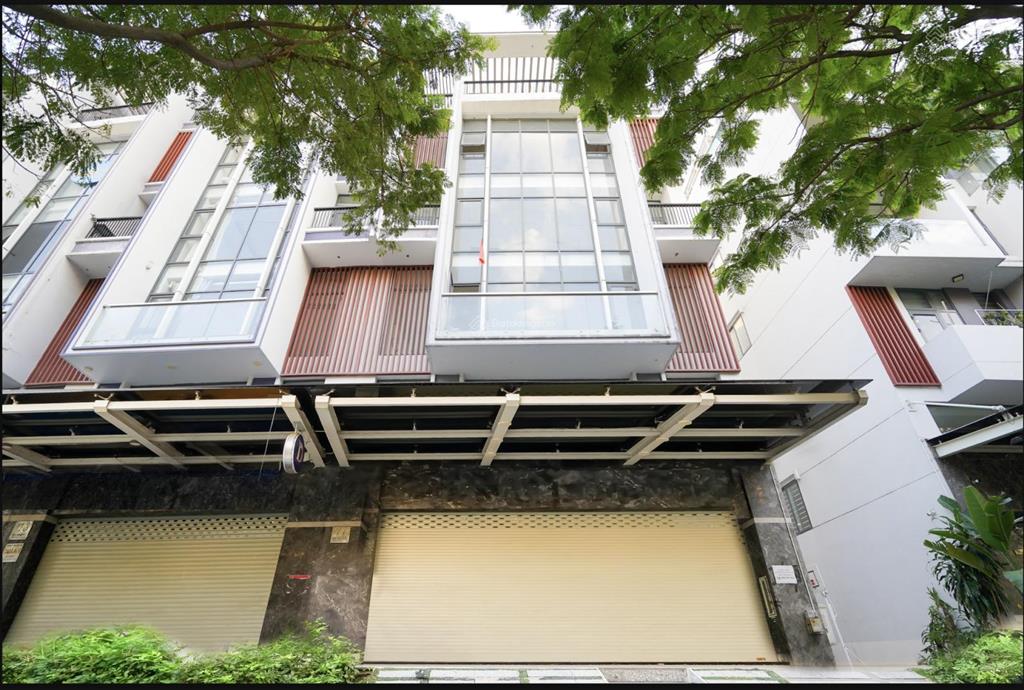 Bán shophouse vạn phúc city 198,6m2  trục 35m kinh doanh sầm uất, sổ hồng sẵn