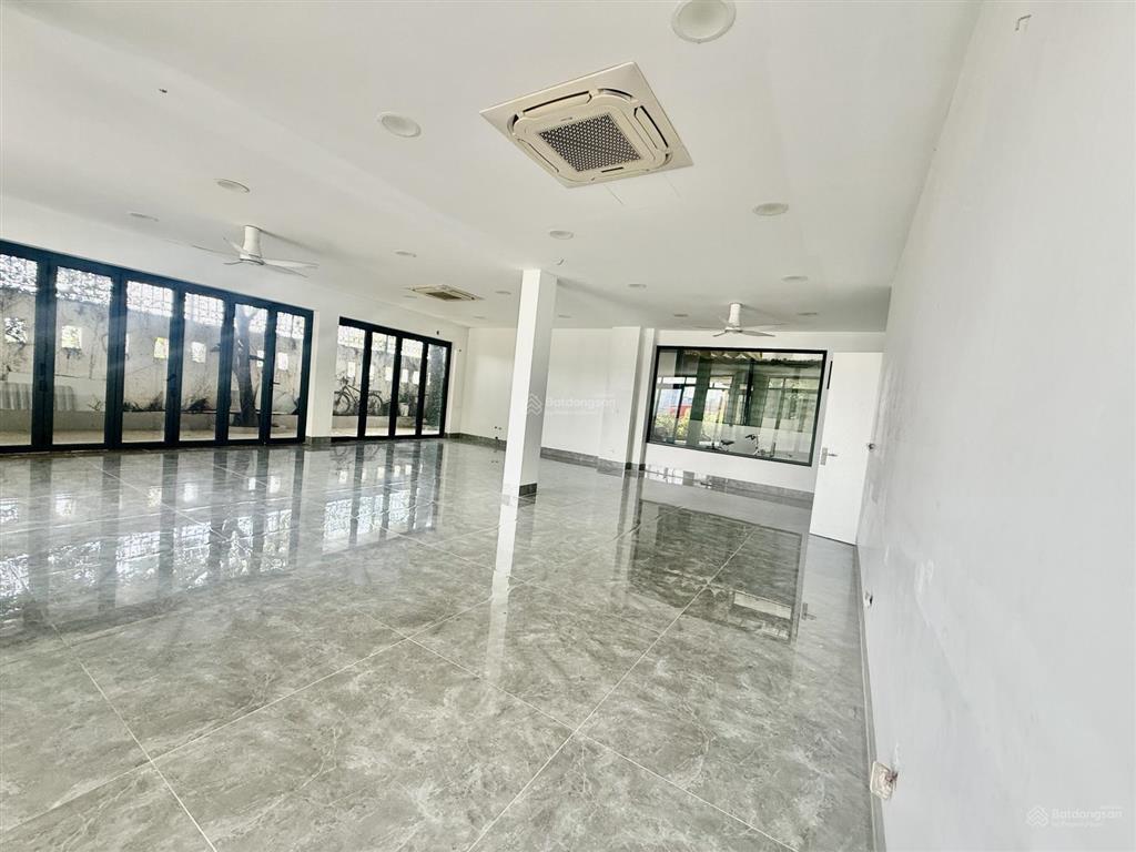 Cho thuê shophouse căn góc đập thông lk7 01,03 vinhomes thăng long giá tốt, 220m2, view đẹp