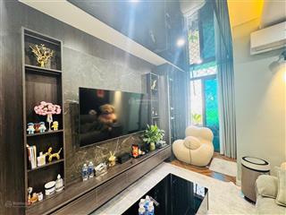 Nhỉnh 9 tỷ nhà lò đúc thoáng trước sau 3,5 tầng full đồ mới sửa ở ngay