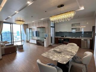 Cho thuê căn hộ cao cấp vinhomes metropolis 4 phòng ngủ full nội thất nhập khẩu long lanh giá tốt