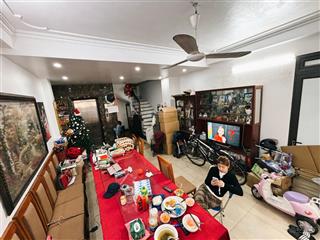 Cho thuê nhà phố trần quốc toản hoàn kiếm 50m2 5t thang máy văn phòng, kinh doanh, ở long lanh