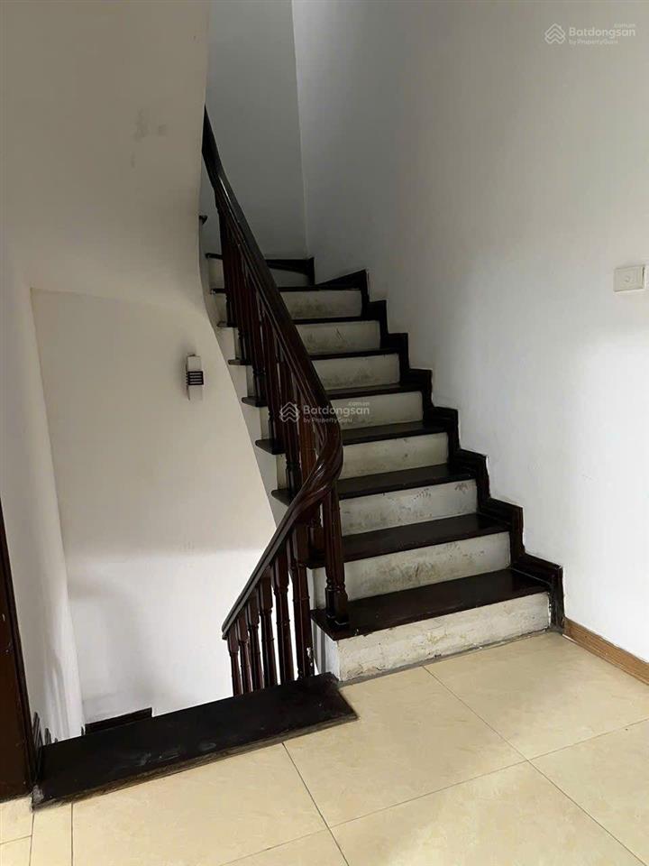 Cho thuê nhà phạm tuấn tài 60m 4 tầng  vp, kd, trung tâm,o ô tô tải tránh  giá rẻ ngỡ ngàng
