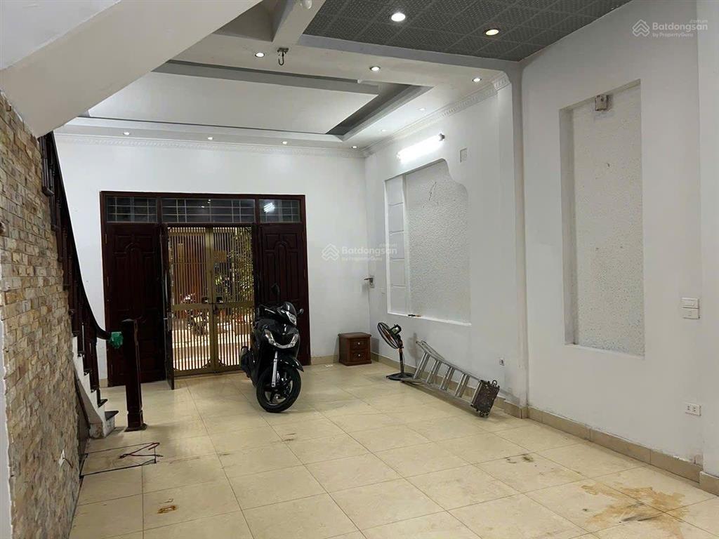 Cho thuê nhà phạm tuấn tài 60m 4 tầng  vp, kd, trung tâm,o ô tô tải tránh  giá rẻ ngỡ ngàng