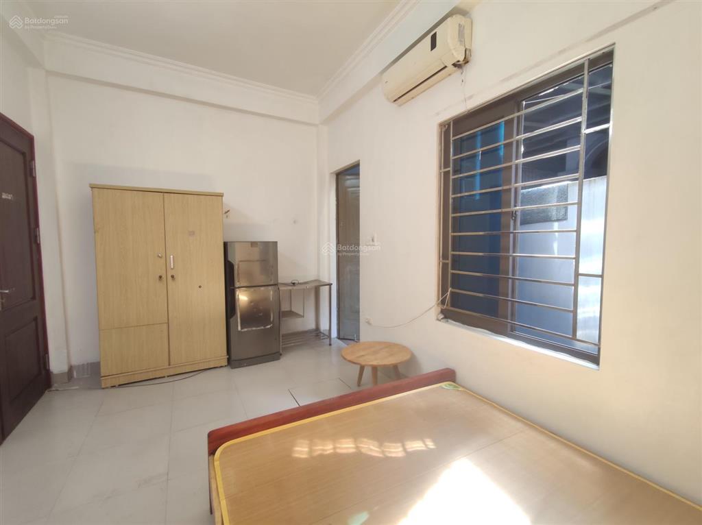 Phòng vip mễ trì thượng 26m² full đồ, thoáng, mát, ban công, sạch sẽ yên tĩnh, giá hời