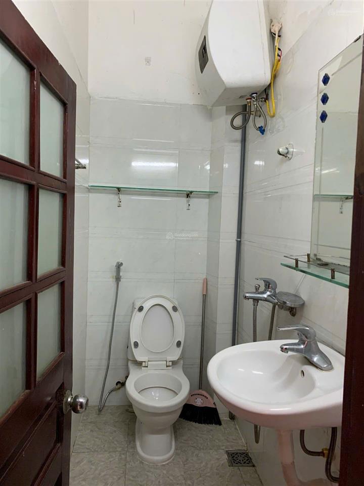 Cho thuê nhà 35m² x 4 tầng ngõ hào nam văn phòng công ty, kinh doanh online, lớp học trung tâm